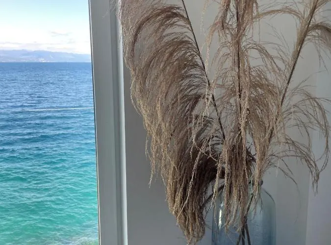 First Row To The Sea Abbázia